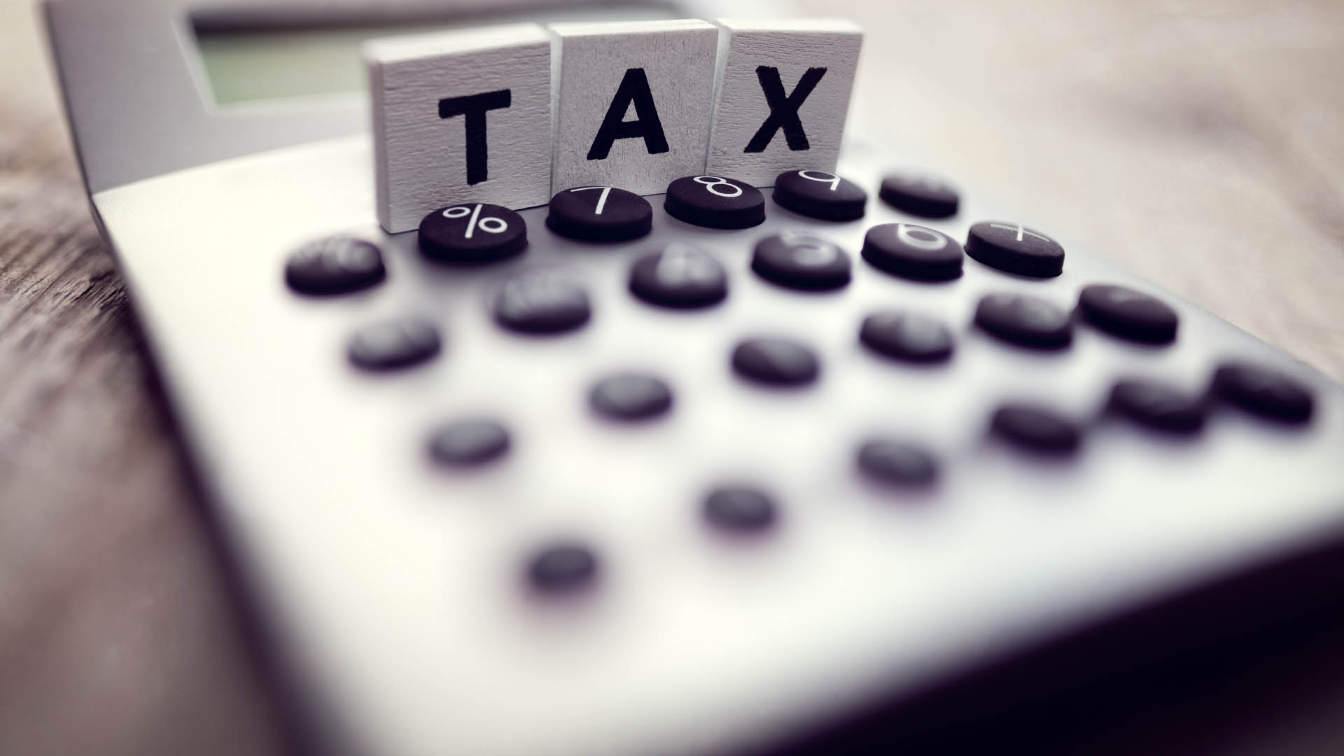Is it Worth Hiring an Accountant to do Your Taxes?